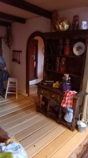 mezzanottis-puppenhaus-dollhouse20220508_100647