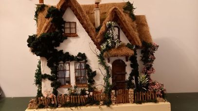 mezzanottis-puppenhaus-dollhouse20230801_162107