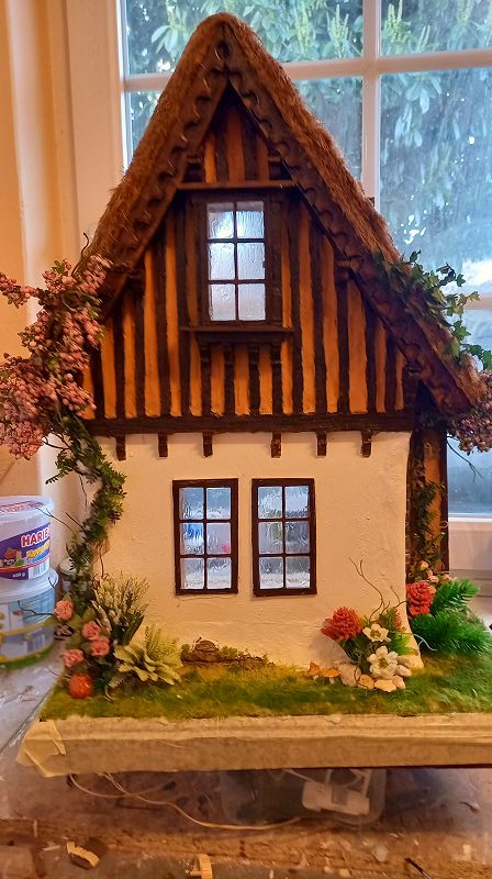 mezzanottis-puppenhaus-dollhouse20240316_164804